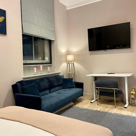 Stunning 2 Bed Apartment In Greater Manchester Zewnętrze zdjęcie