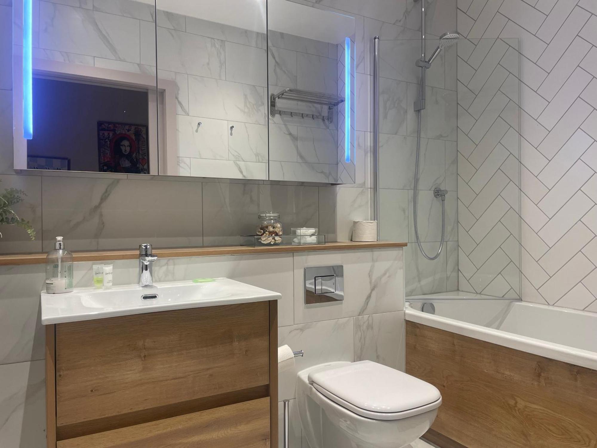 Stunning 2 Bed Apartment In Greater Manchester Zewnętrze zdjęcie