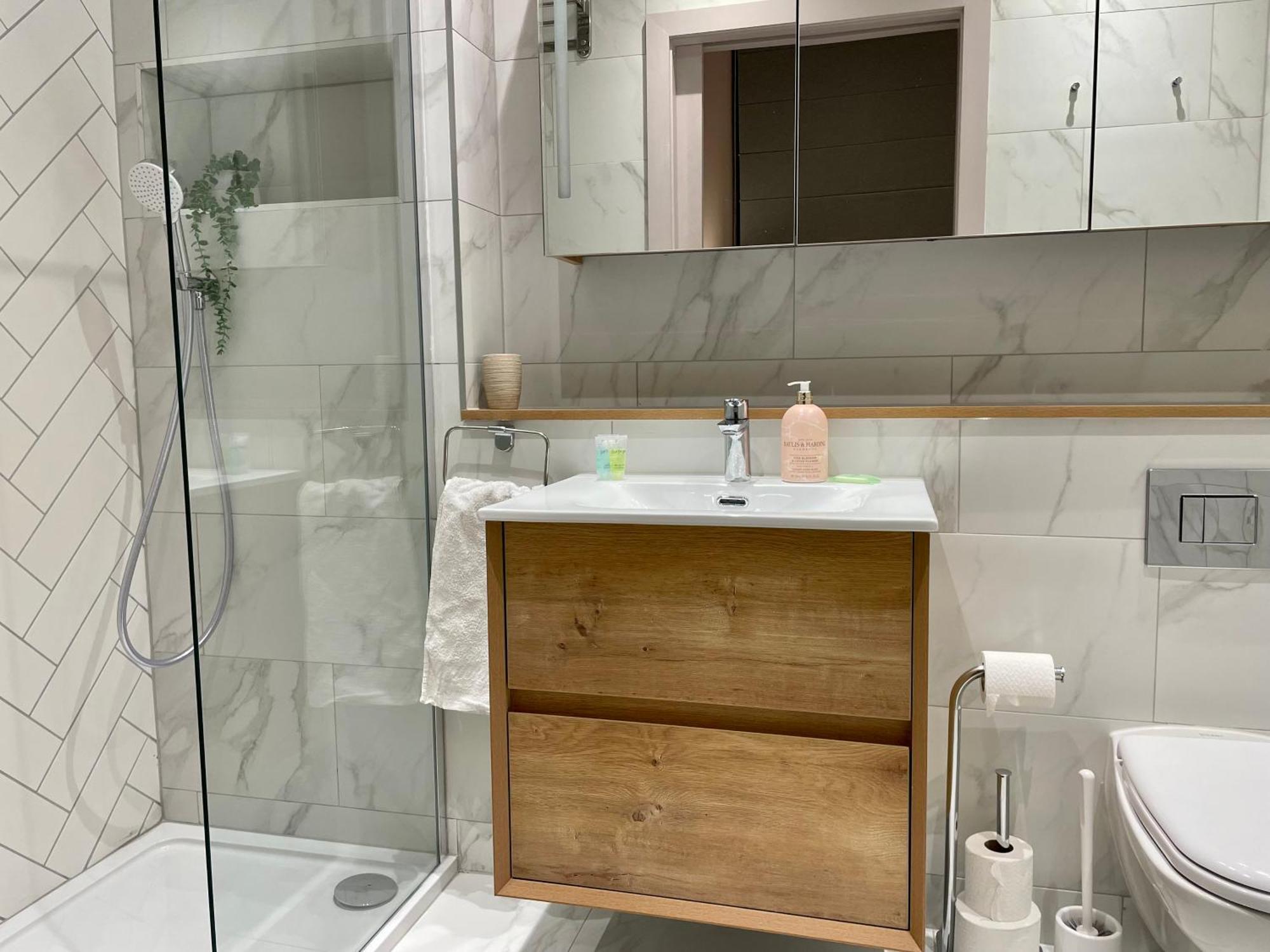 Stunning 2 Bed Apartment In Greater Manchester Zewnętrze zdjęcie