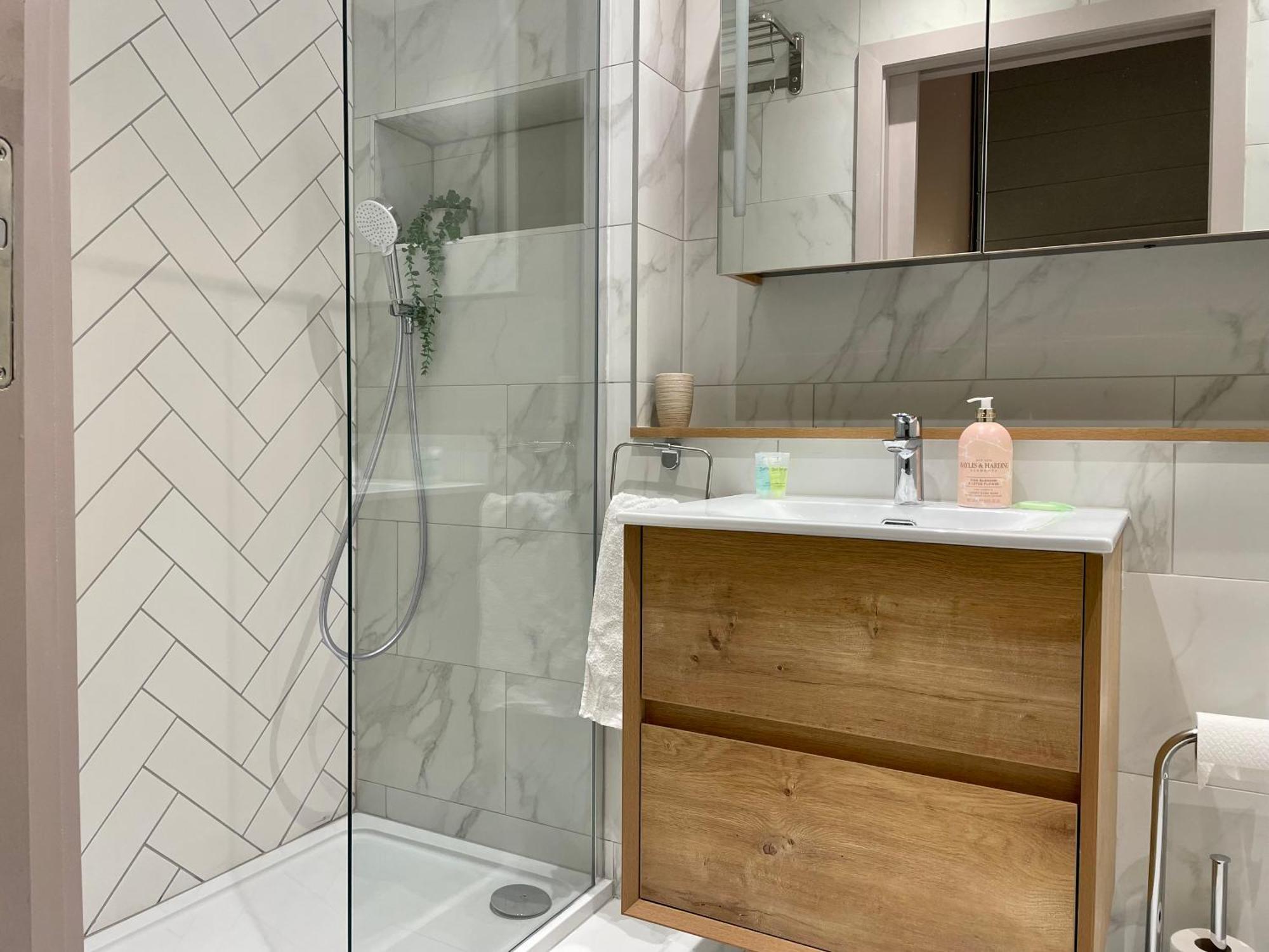 Stunning 2 Bed Apartment In Greater Manchester Zewnętrze zdjęcie